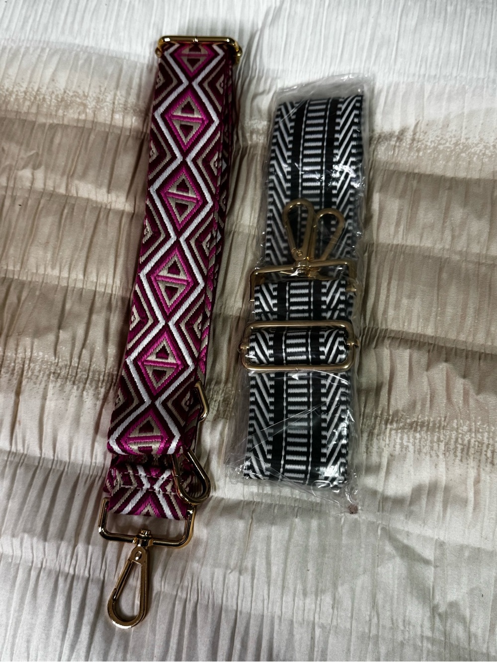 Adjustable Woven Bag Guitar Strap in Fuchsia Geometric and Black/White